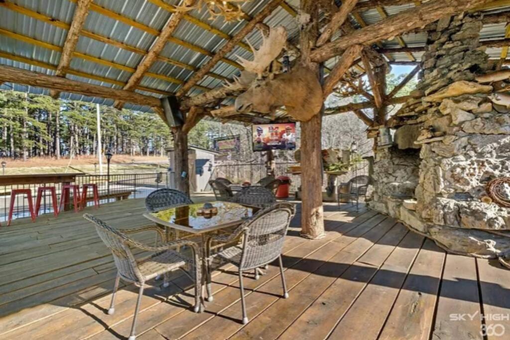Stonegate Lodge Bear'S Den Kitchen, Pool, Firepit, Wifi ,Smart Tvs Eureka Springs Extérieur photo