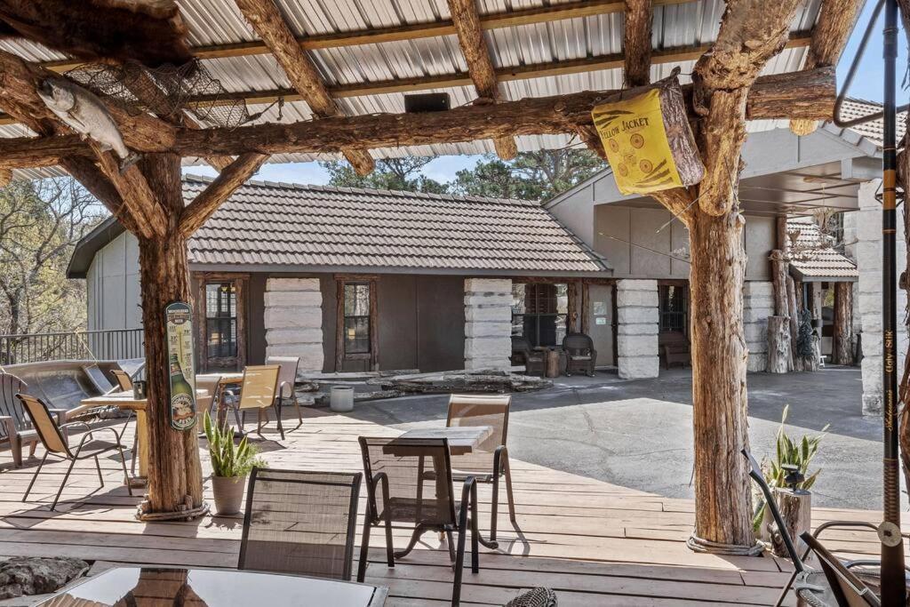 Stonegate Lodge Bear'S Den Kitchen, Pool, Firepit, Wifi ,Smart Tvs Eureka Springs Extérieur photo